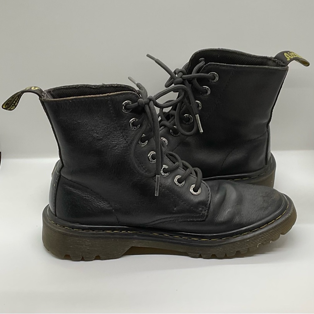 DR. MARTENS UK BRAND “Luana” Black 7-Eye Leather Combat Utility Boots Size 6 UK4